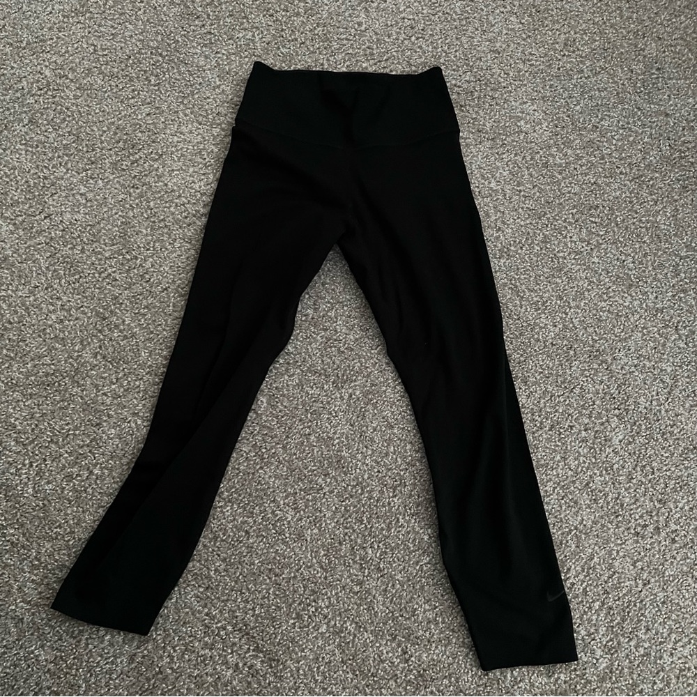 Nike dry-fit leggings
